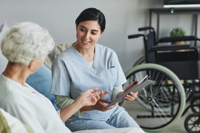 Fired after violating medical confidentiality to obtain a raise, these 2 employees win in court
