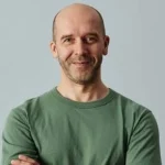 The streaming and IP protocol revolution in France: deciphering a major technological and societal change