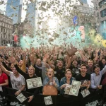 To get out of the crisis, private equity is banking on democratization (and the pigeons?)