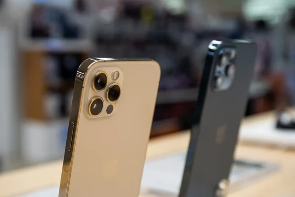 Apple announces upcoming price increase due to global memory chip shortage