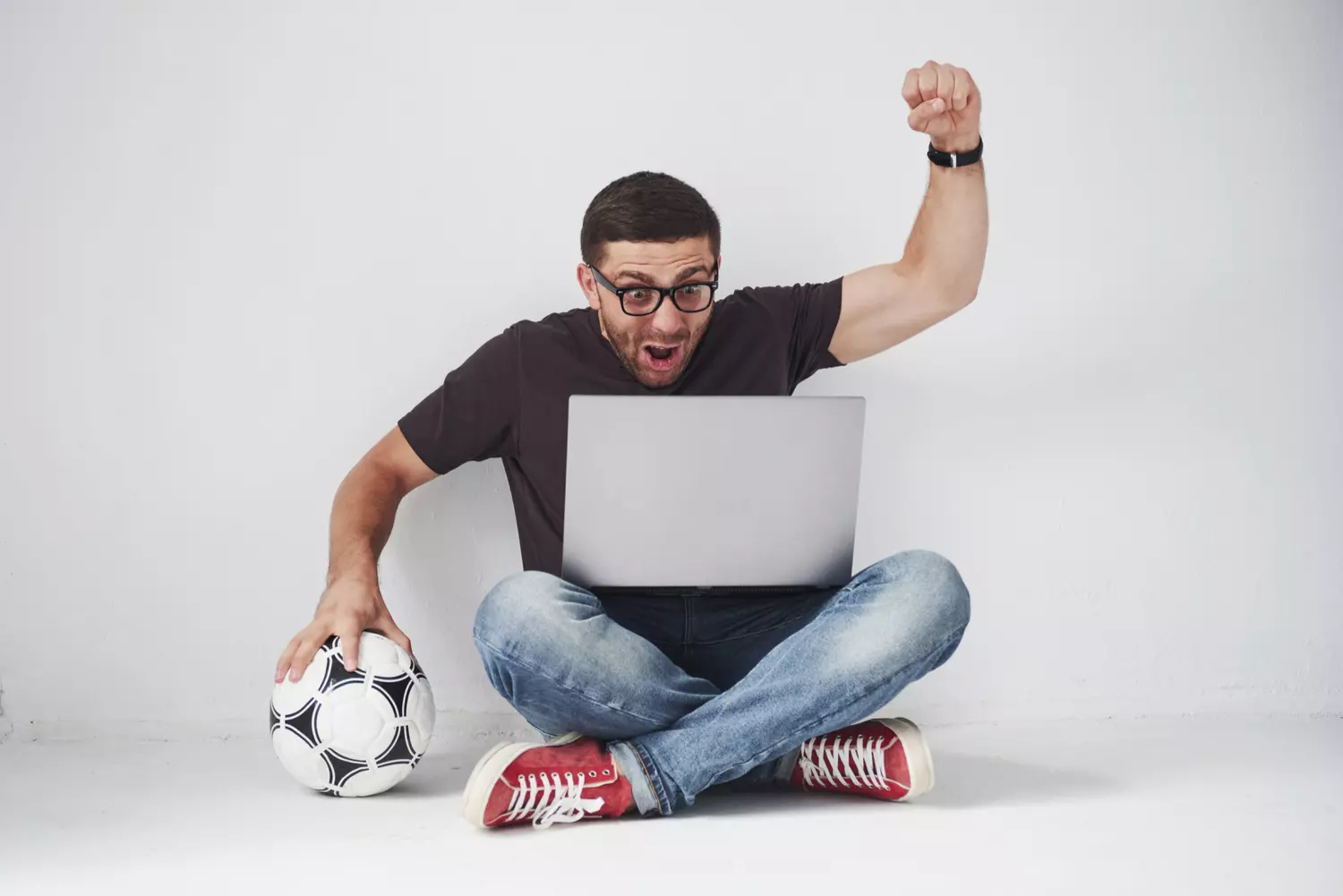 Cannes Lions 2026: CyberGhost secures the marketing dashboards and advertising accounts of traveling agencies