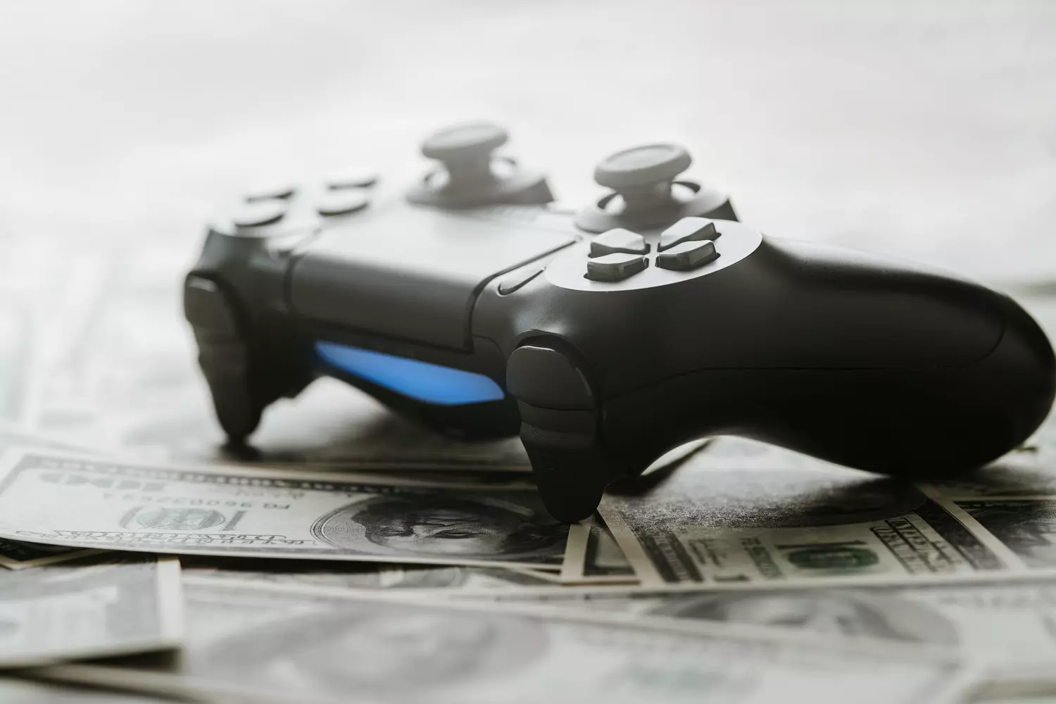GTA VI pre-orders open this Thursday, for the best-selling video game in history?