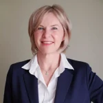 Hybrid enterprise: AI changes the value chain