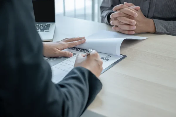 Manpower employment barometer goes into the red for the first time since 2021