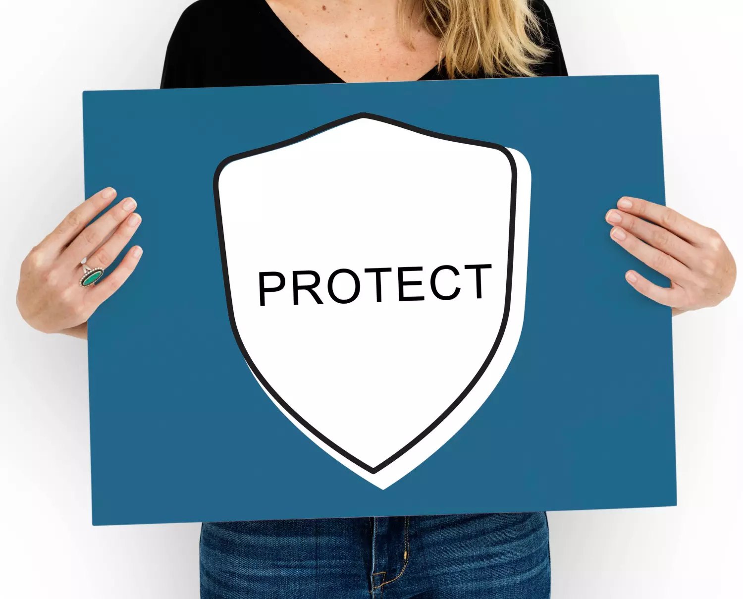 Reduce costs without sacrificing security: Surfshark offers an effective alternative