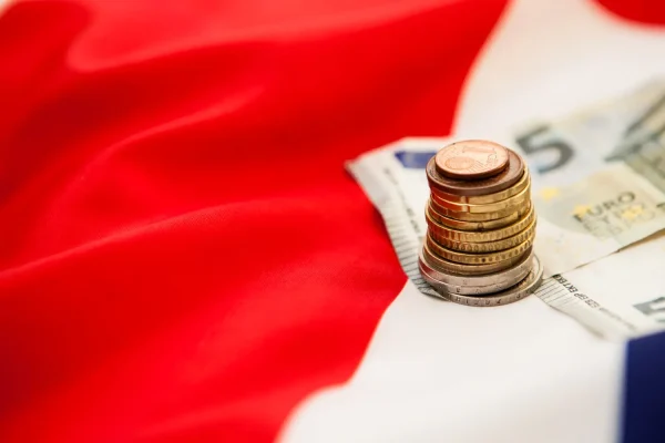 The Court of Auditors warns of the continued increase in French public debt