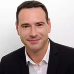 Towards trustworthy AI: when technology reinvents the relationship at work