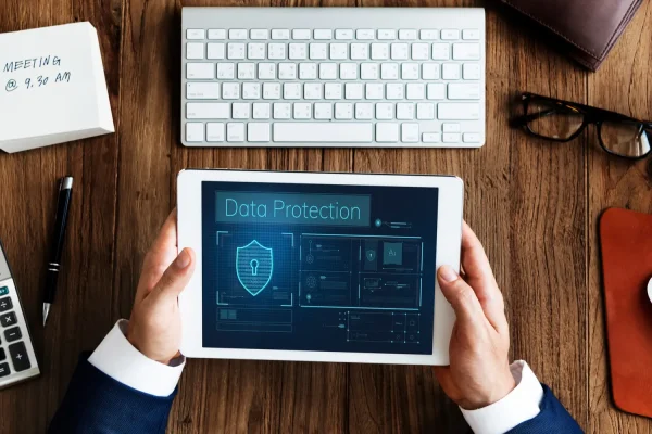 Between customers, online purchases and personal accounts, Surfshark VPN secures the digital lives of freelancers
