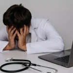 Dismissed during his sick leave without notice, this doctor finally wins his case in court