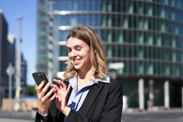 ExpressVPN at €2.29/month: enhanced protection for professionals on the move