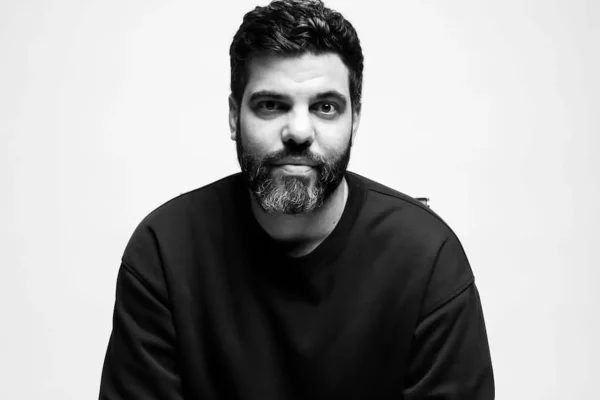 From YouTube to Spotify: local marketing is changing scale
