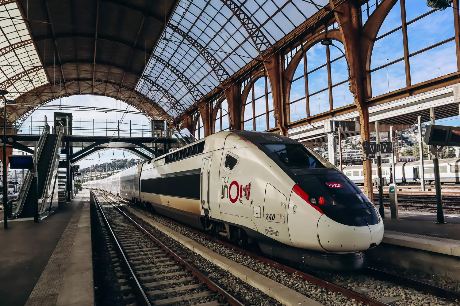 Jean Castex announces the departure of Christophe Fanichet from the presidency of SNCF Voyageurs and modifies the governance of the subsidiary
