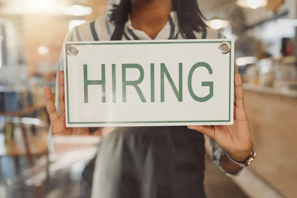 Job creation in the private sector in the United States slows to 98,000 in June 2026