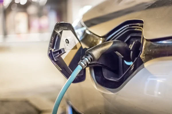 Renault returns to the green in the first half of 2026 with turnover up 9.5%, reaching 30.25 billion euros