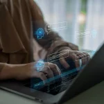 The European Union imposes, from August 2, 2026, the obligation to label content generated by artificial intelligence under penalty of a fine