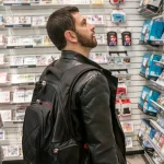 The Micromania-Zing stores were bought by a Franco-Quebec consortium of four entrepreneurs
