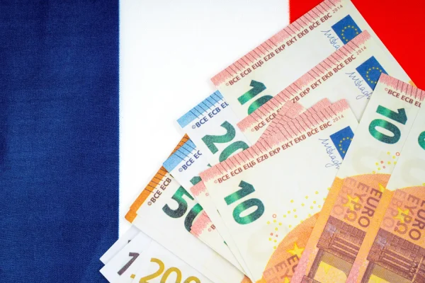 The government is preparing the 2027 budget based on a report from the High Commission for Strategy and Planning