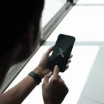 The social network X launches in the United States a paid account with Visa card and instant payment service, reserved for X Premium subscribers